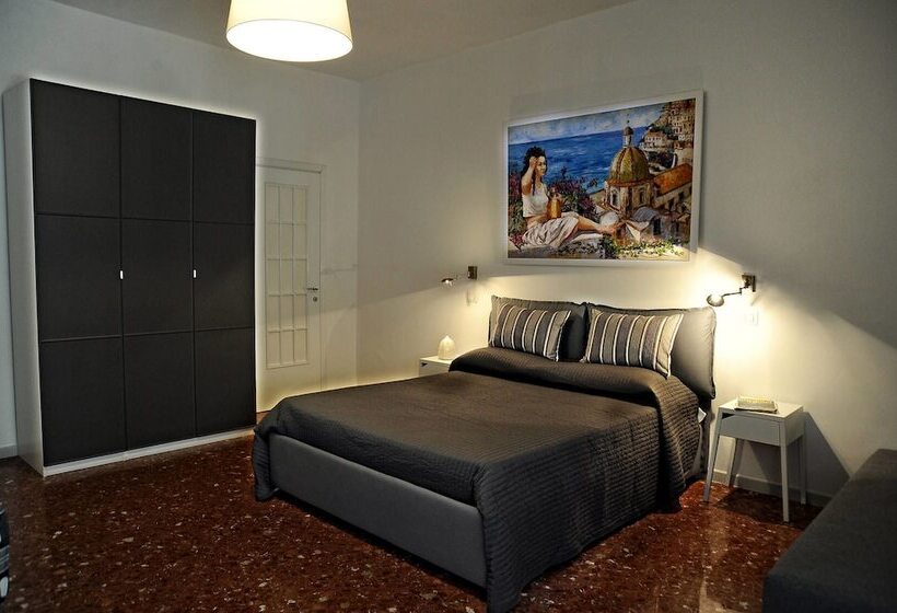 اتاق لوکس با بالکن, Casa Castagna