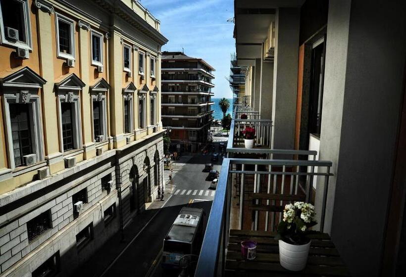 اتاق لوکس با بالکن, Casa Castagna