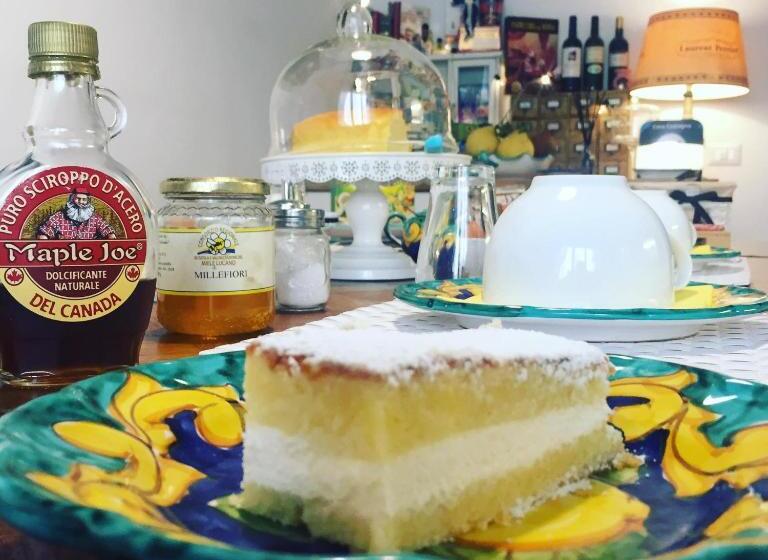 اتاق لوکس با بالکن, Casa Castagna