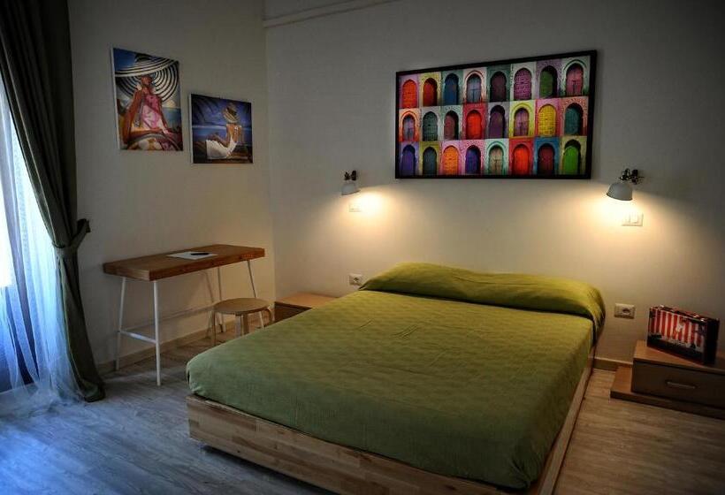 استودیوی لوکس, Casa Castagna