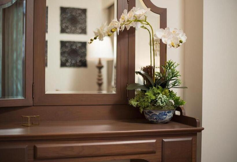 Superior Room King Size Bed