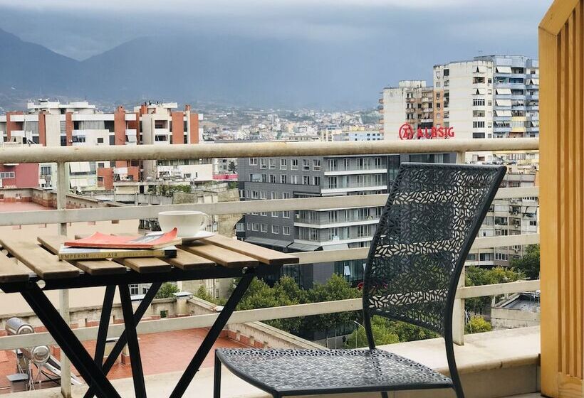 스탠다드 룸 더블 침대, Choose Balkans Apartments