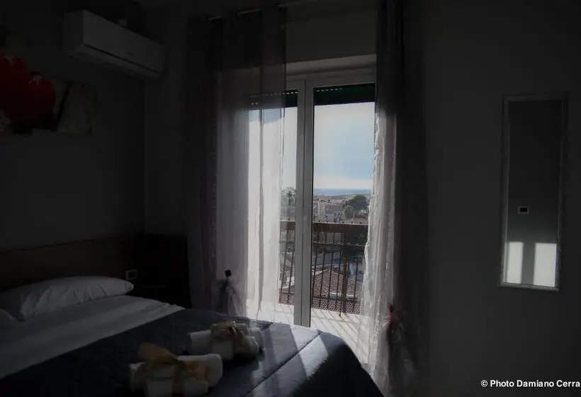 バルコニー付きデラックスルーム, B&b Lamezia Airport