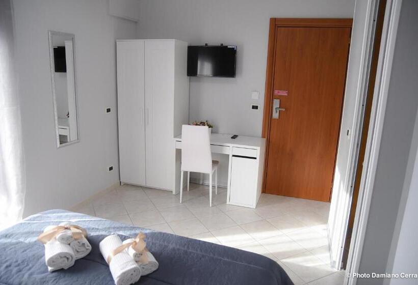 バルコニー付きデラックスルーム, B&b Lamezia Airport