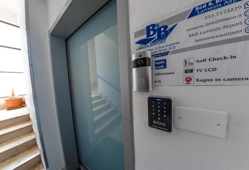 バルコニー付きデラックスルーム, B&b Lamezia Airport