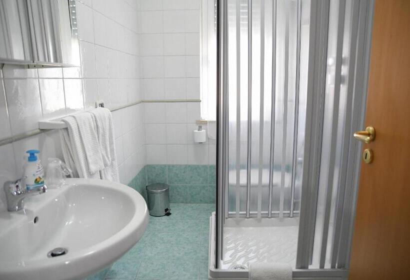 スタンダードルーム, B&b Lamezia Airport