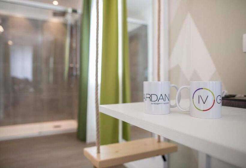 Номер Стандарт, Holiday Iv Gardan