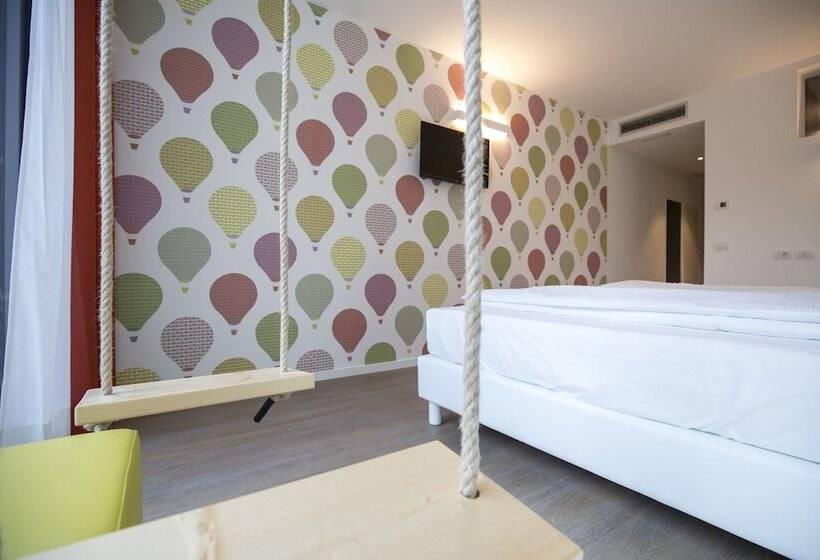 Номер Стандарт, Holiday Iv Gardan