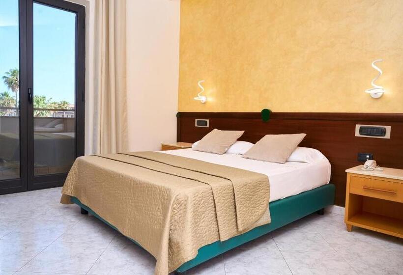 Номер Стандарт с Балконом, Miramare