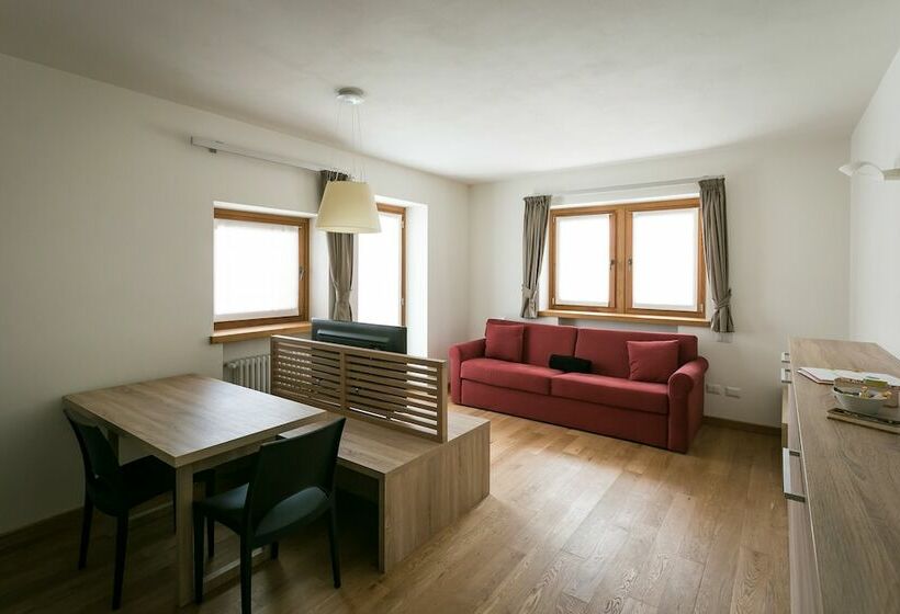 إستوديو قياسى, Mirtillo Blu Family Apartment