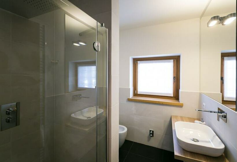 إستوديو قياسى, Mirtillo Blu Family Apartment