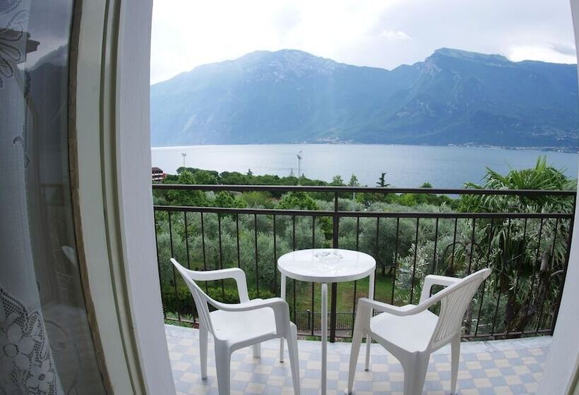 标准间带湖景, Silvana Garnì
