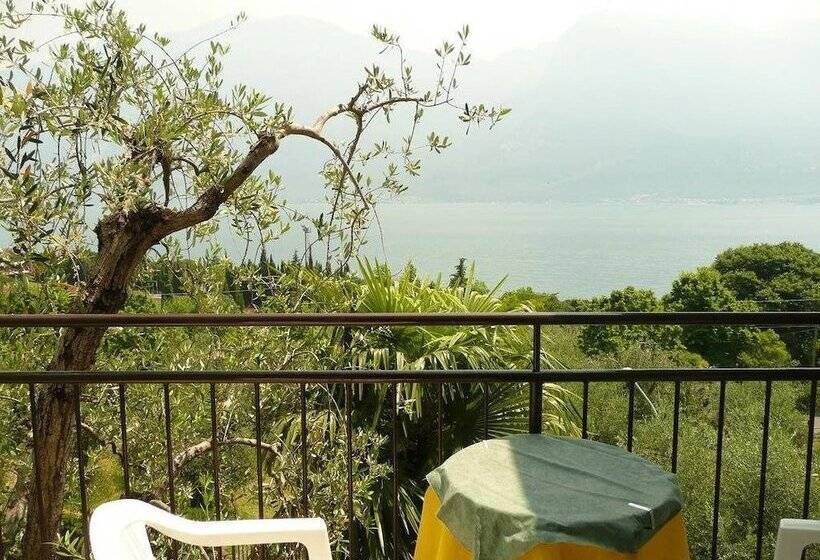 标准间带湖景, Silvana Garnì