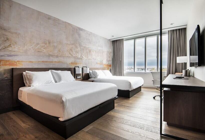 اتاق لوکس, The Hotel & Athletic Club At Midtown