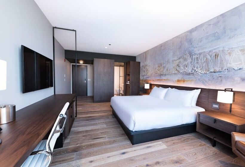 Quarto deluxe, The Hotel & Athletic Club At Midtown