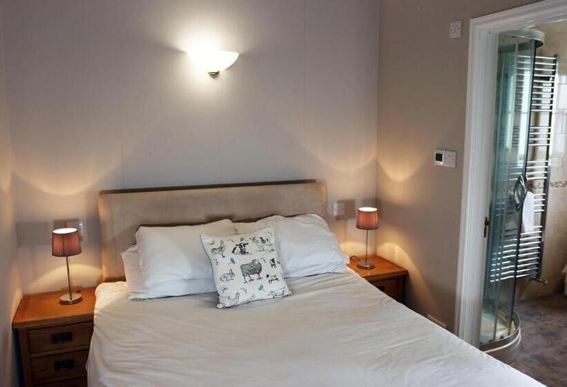 豪华房间, The Tollemache Arms