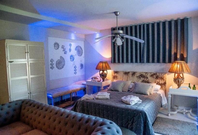 سوییت با چشم‌انداز دریا, Villa Silvio