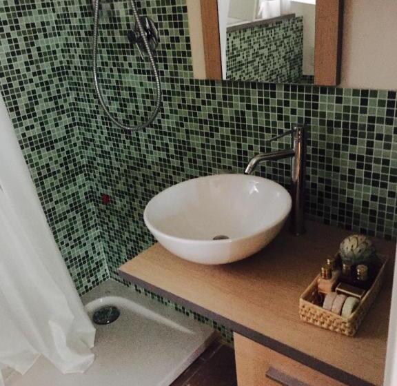 سوییت جونیور با چشم‌انداز استخر, Villa Silvio