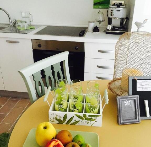 سوییت جونیور با چشم‌انداز استخر, Villa Silvio