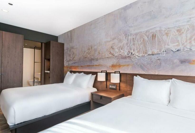 اتاق لوکس, The Hotel & Athletic Club At Midtown