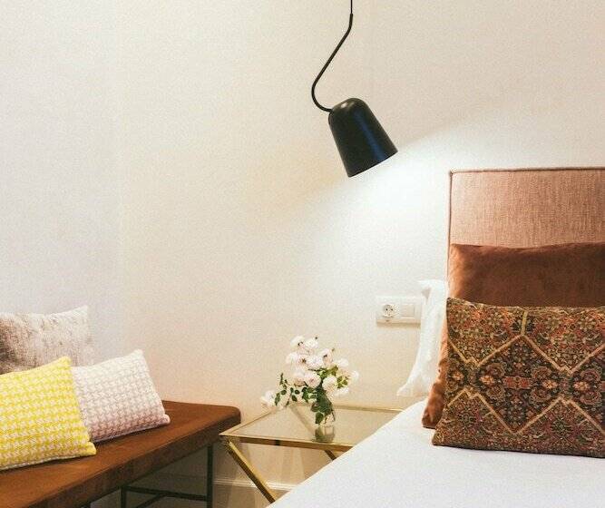 اتاق کلاسیک, Veintiuno Emblematic Hotels Adults Only