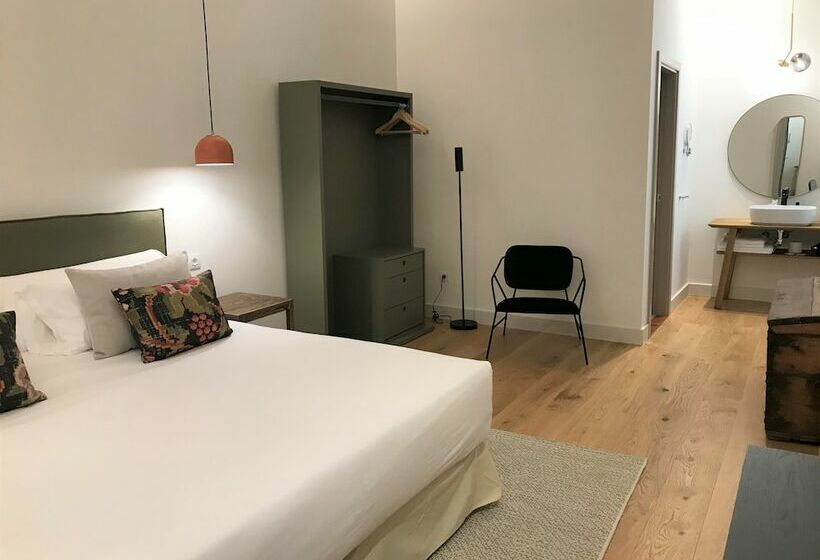 اتاق داخلی دلوکس, Veintiuno Emblematic Hotels Adults Only