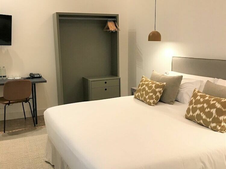 اتاق داخلی دلوکس, Veintiuno Emblematic Hotels Adults Only