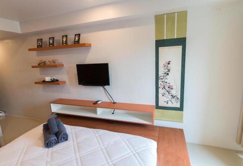 غرفة ديلوكس سرير كينج, 2 Feel Bed Station