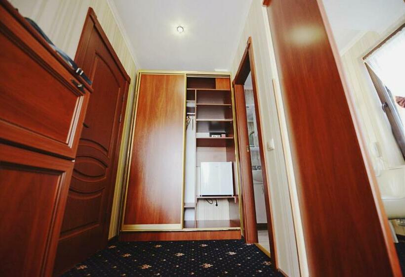 اتاق سوپریور, Afrodita