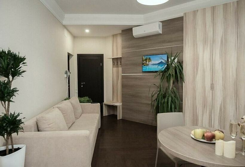 Studio Standard, Apart Hotel Genua