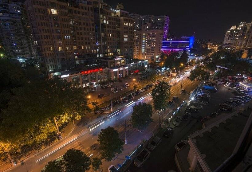 Studio Standard, Apart Hotel Genua