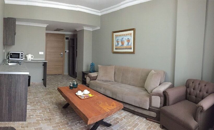 سوییت سوپریور, Grand Park Hotel Corlu
