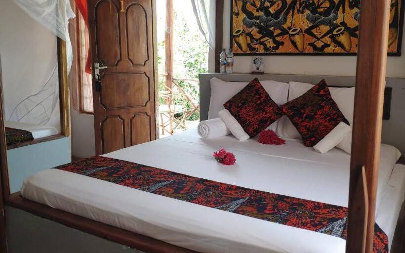 이코노미 트리플 룸, Mawimbi Bungalows