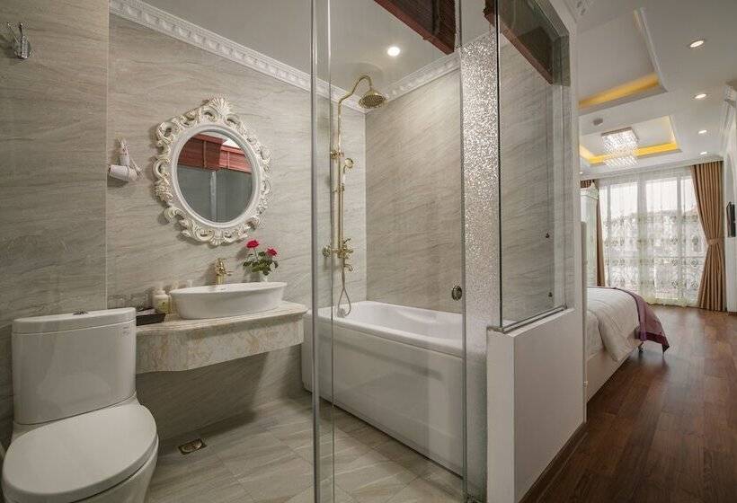 اتاق لوکس با چشم‌انداز شهر, Viola Royal  & Spa