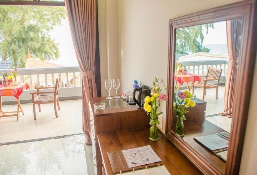 اتاق لوکس با چشم‌انداز دریا, Viva Resort Mui Ne