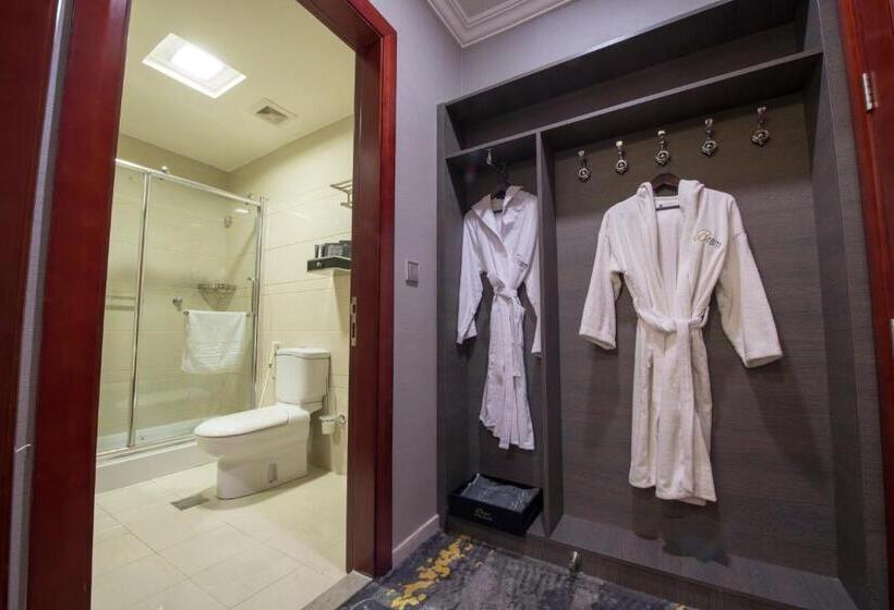 Апартаменты Deluxe 2 Спальни, Bram Suites
