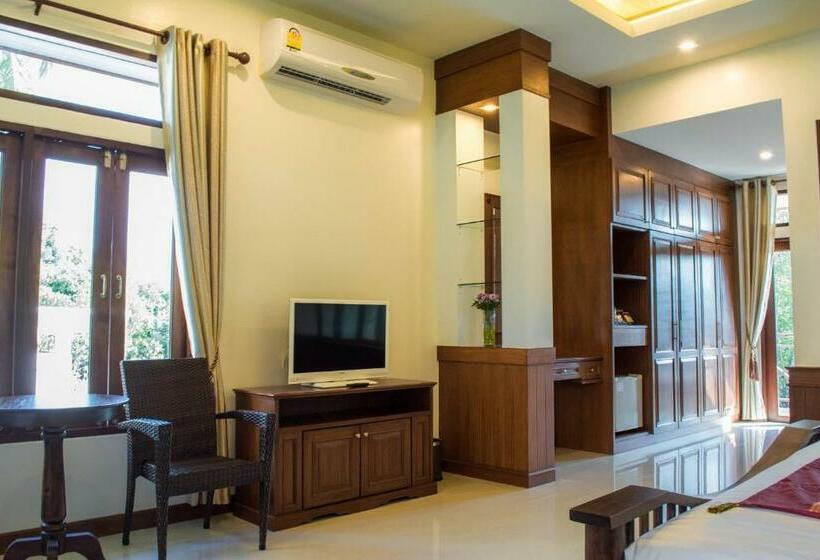 Номер Deluxe Вид на Озеро, Bhu Tarn Koh Chang Resort & Spa