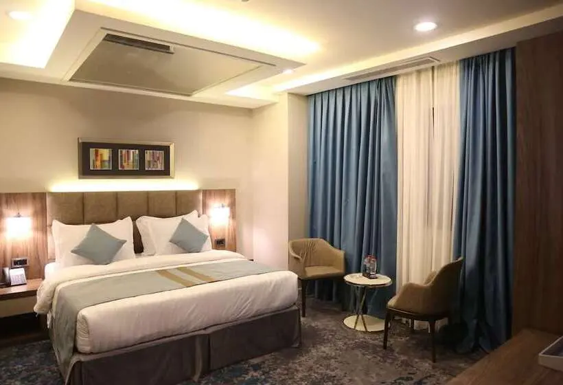 آپارتمان سلطنتی 2 خوابه, Bram Suites