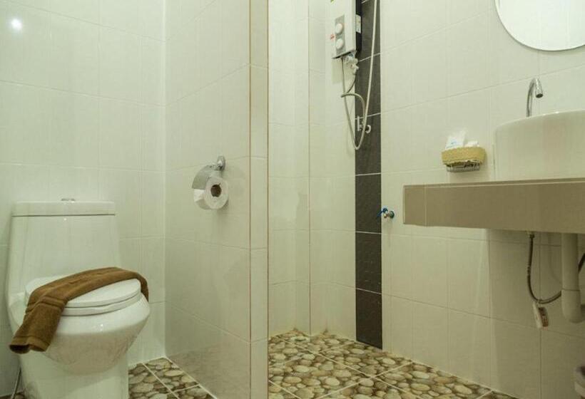 Семейное Бунгало, Breeze Bay Villa