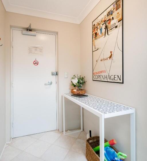 شقة غرفة واحدة, Cashelmara Beachfront Apartments