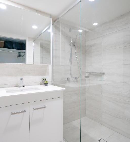 Апартаменты 3 Спальни, Cashelmara Beachfront Apartments