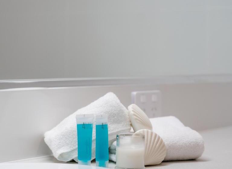 شقة غرفتين, Cashelmara Beachfront Apartments