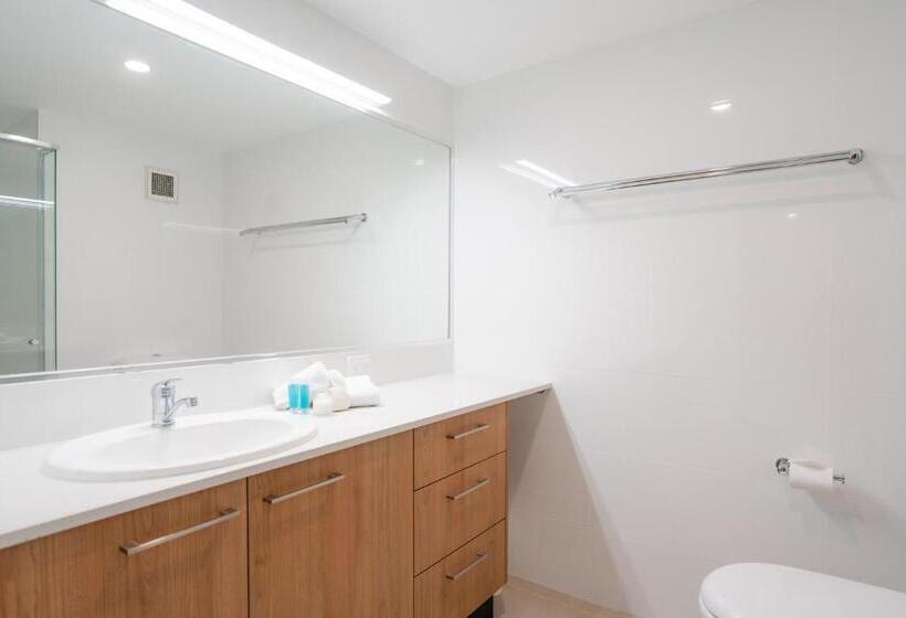 Апартаменты 2 Спальни, Cashelmara Beachfront Apartments