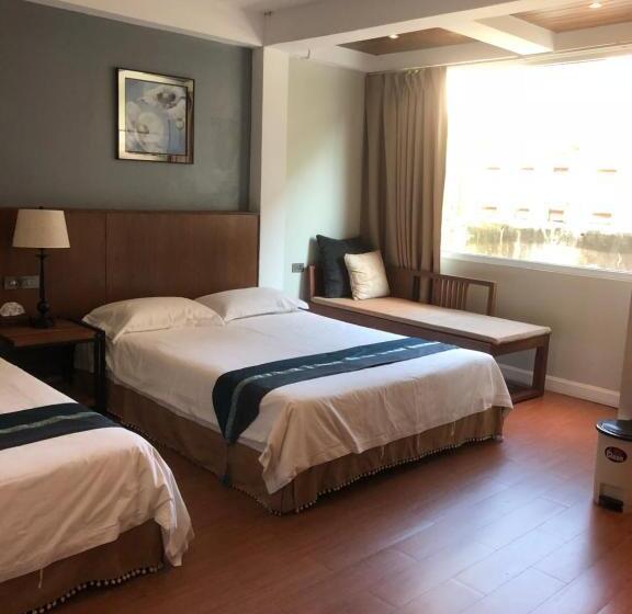 Семейный Номер, Celosia Chiang Mai