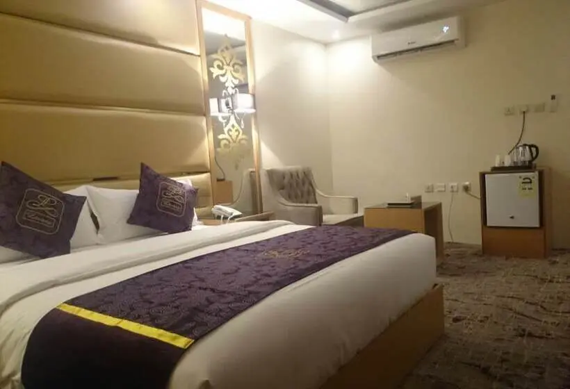 デラックスルーム, Lavona Inn
