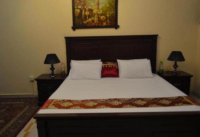 דירת שני חדרים, Nojoom Yanbu