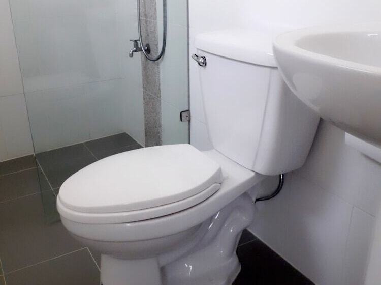 חדר סטנדרט, Northlands House