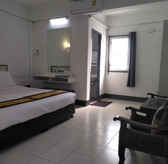 חדר סטנדרט, Northlands House