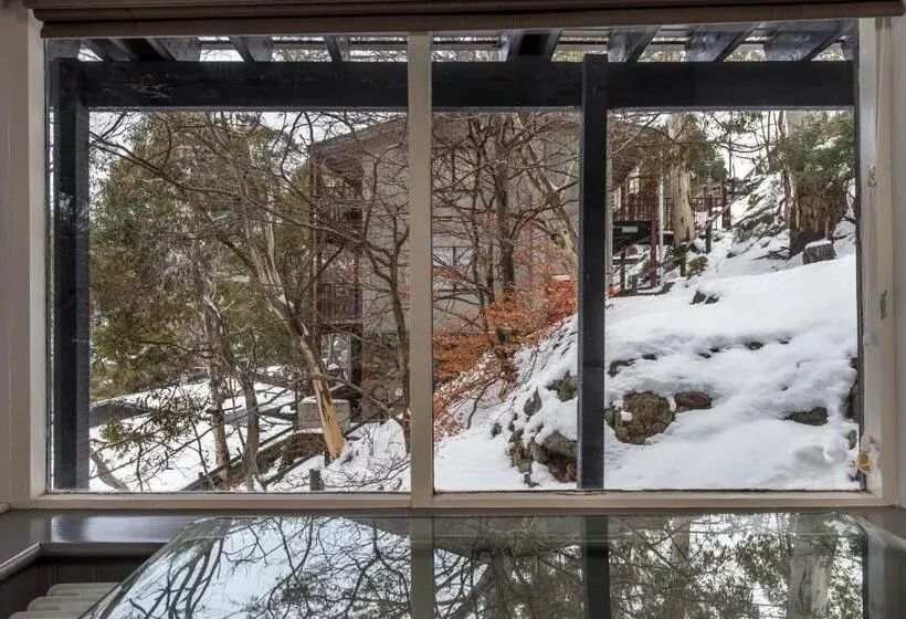 デラックスルーム, Pure Chalet Thredbo