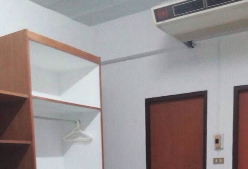 غرفة قياسية, Taweeporn Guest House